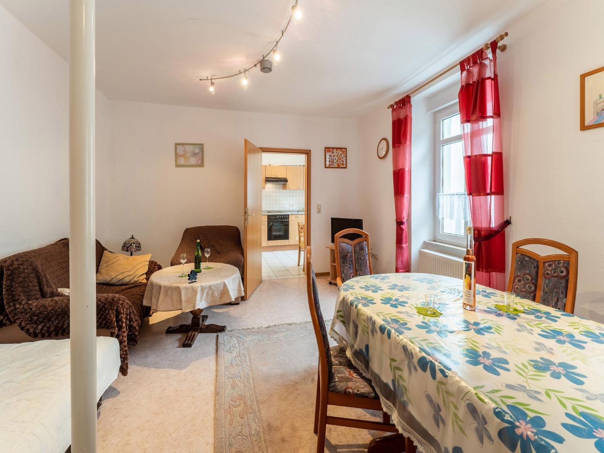 Comfortable Apartment In Ediger Eller Eifel Sankt Aldegund Esterno foto